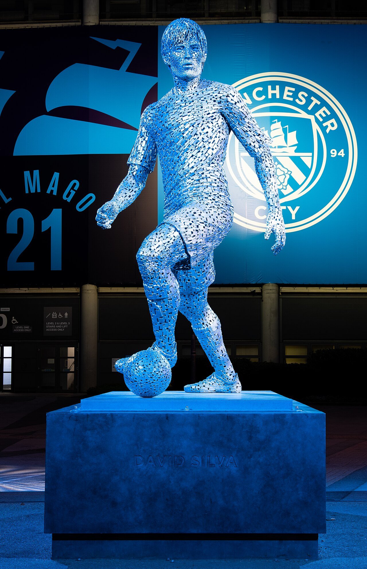 The David Silva statue outside the Etihad Stadium